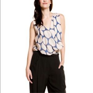 Diane von Furstenberg Rina top circle print size 10